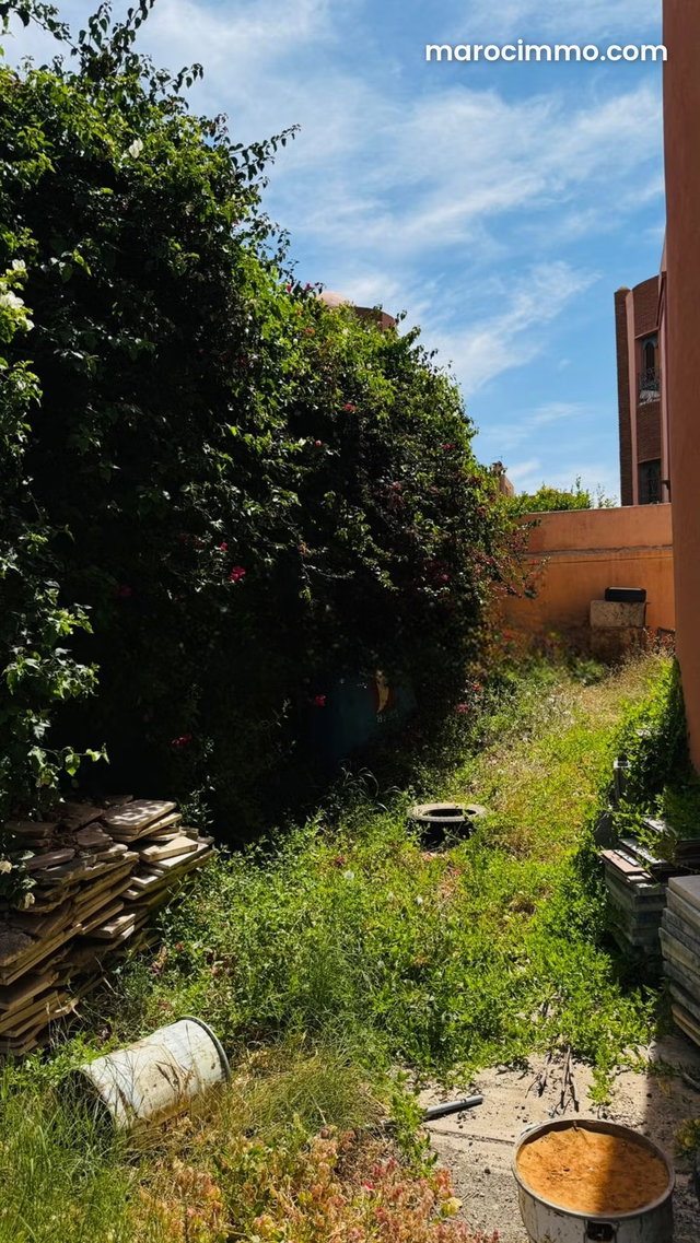 À vendre, villa semi finie route MOHAMED 6 — 3