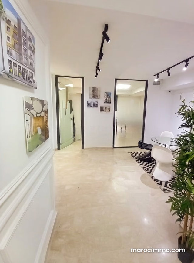 Office for rent in Riviera. Total area 66 m² — 4