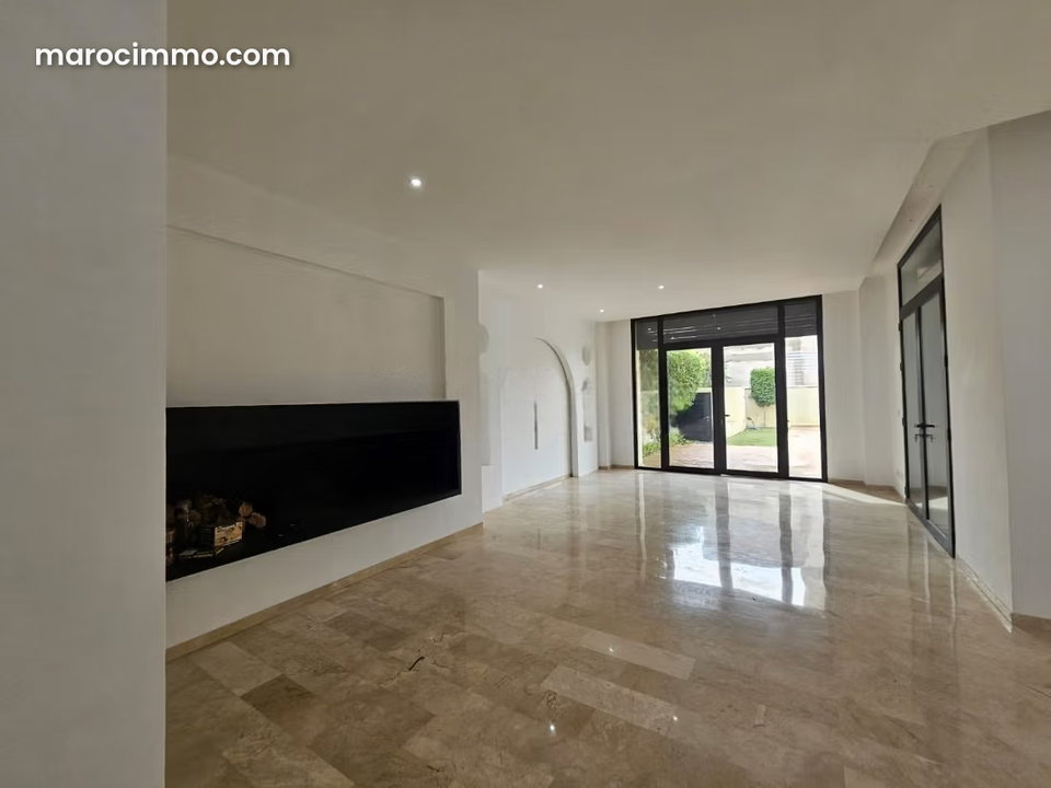 Villa contemporaine à vendre à Amelkis
