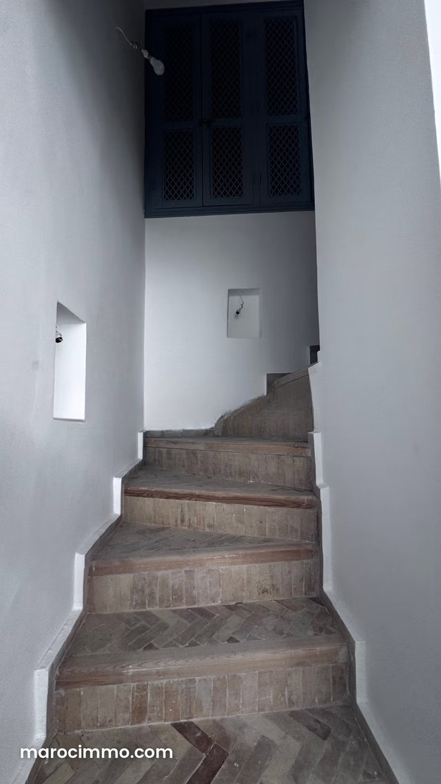 Riad rénové 4 chambres proche Médersa Ben Youssef — 4