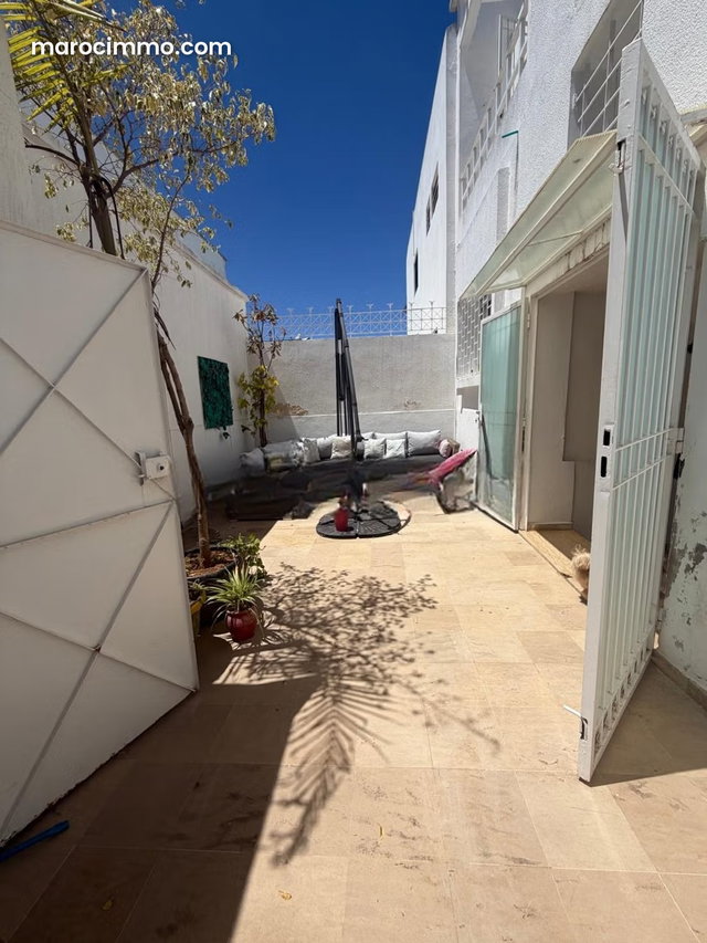 Villa à vendre hay riad, Rabat — 2