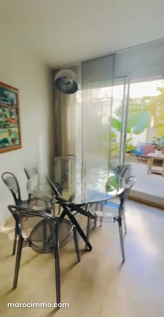 Bel appartement haut std à vendre à Racine Extension. 3 pièces. Places de stationnement et terrasse — 3