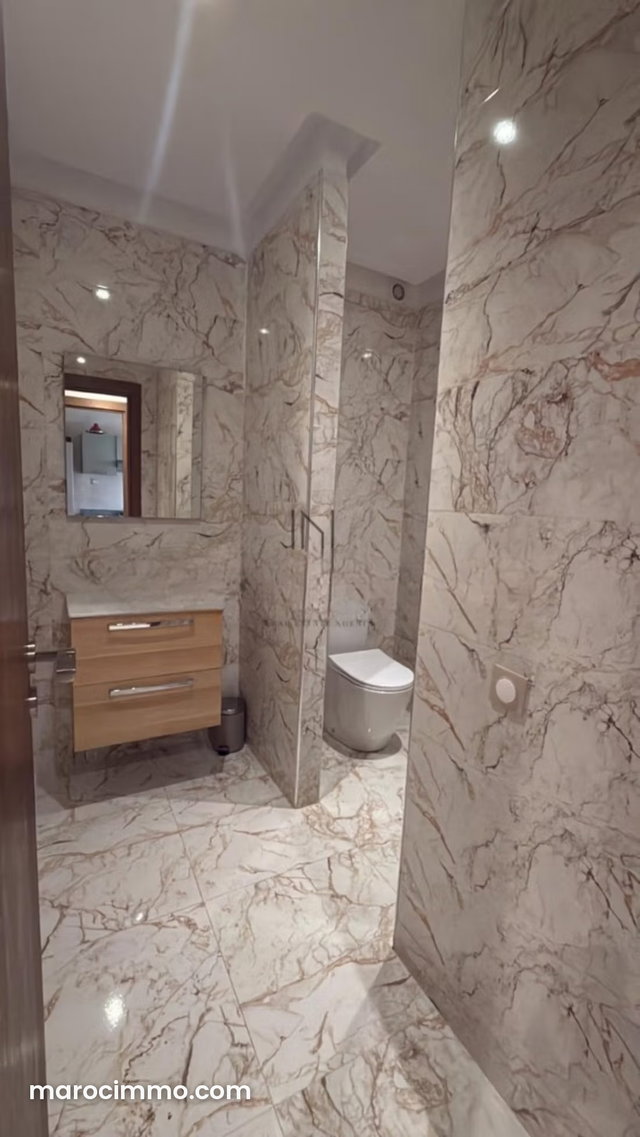 Appartement à louer ou à vendre — 4