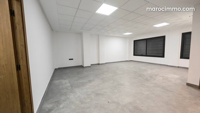 Bureau Neuf 51 m², Cœur Professionnel Ferme Bretonne, CFC & Zenith à 2 min — 3