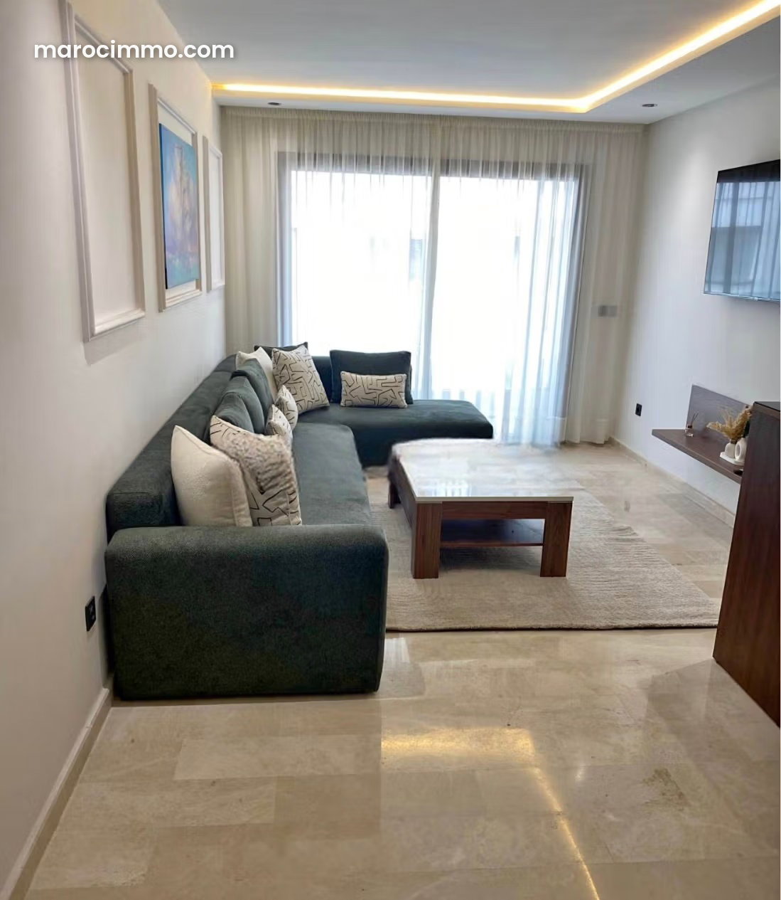 Apartment with Terrace for Rent in Oasis, Casablanca — Casablanca
