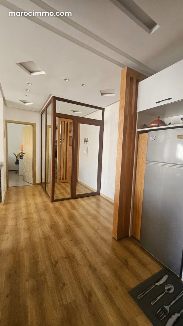 Louez cet appartement à Agdal. 3 grandes pièces. Bien meublé — 3