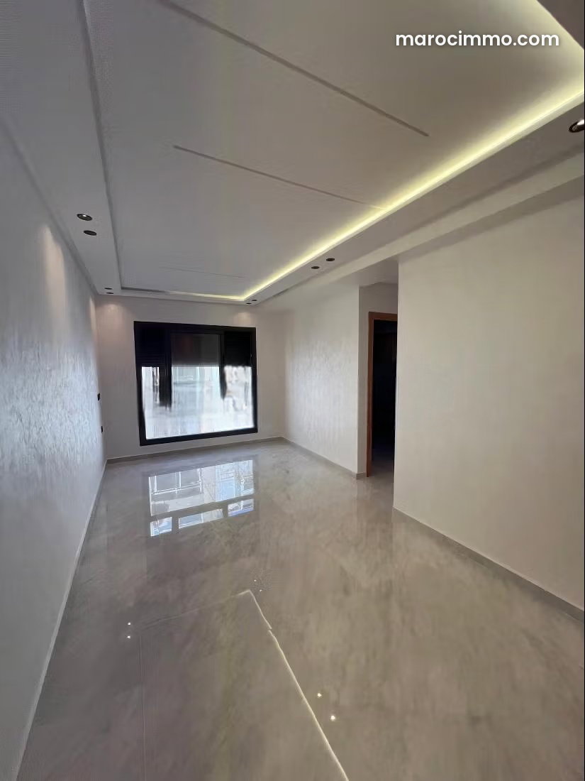 3-Bedroom Apartment on a High Floor, Tangier City Center — Tangier