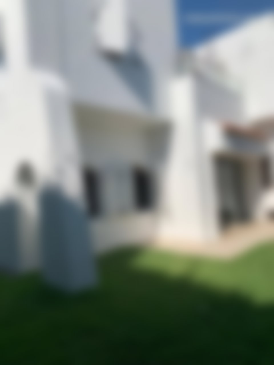 Villa for rent in C.I.L, Casablanca, with garden and generous living spaces