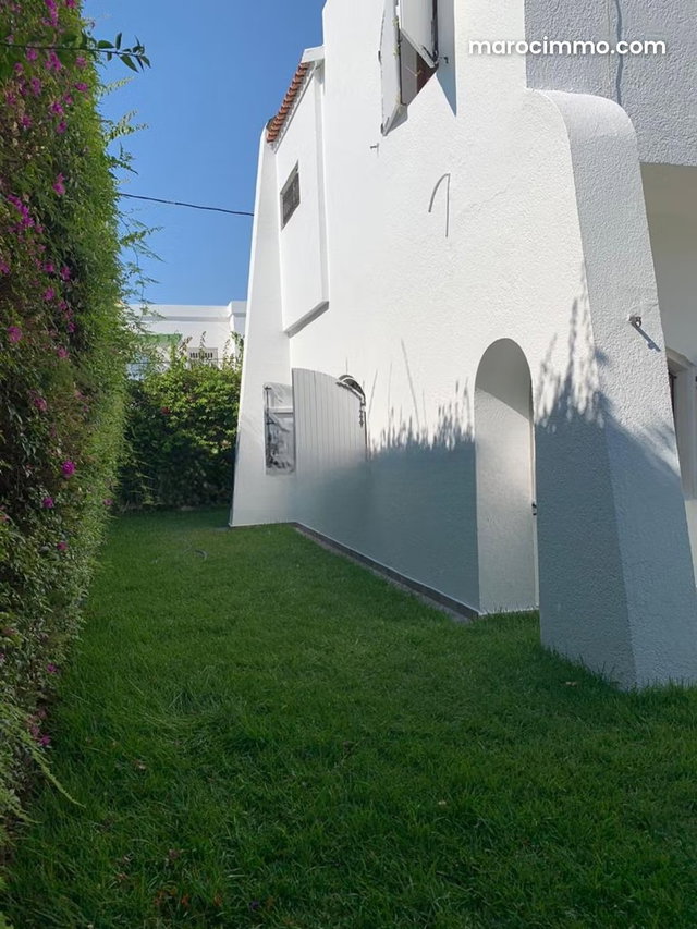 Beautiful villa for rent, a must-see for its charm and character — 2