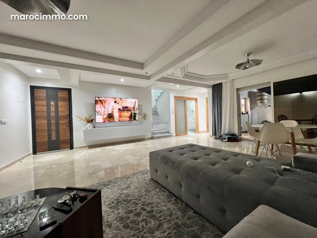 Apartment for rent in Guéliz. 125 m² surface. Fully furnished — 4