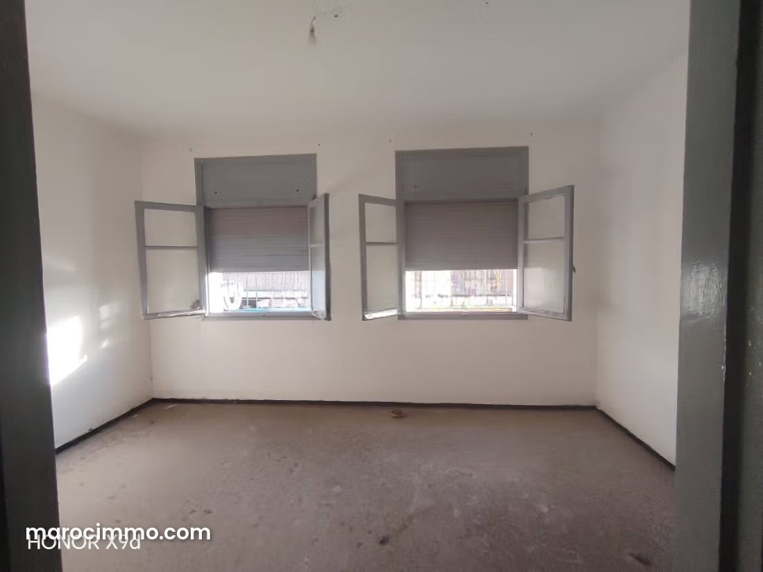 Bureau 96 m² à louer, Hay Al Amal, Casablanca — Casablanca