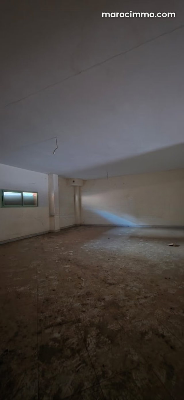 Local Commercial 130m² au quartier Saada — 2