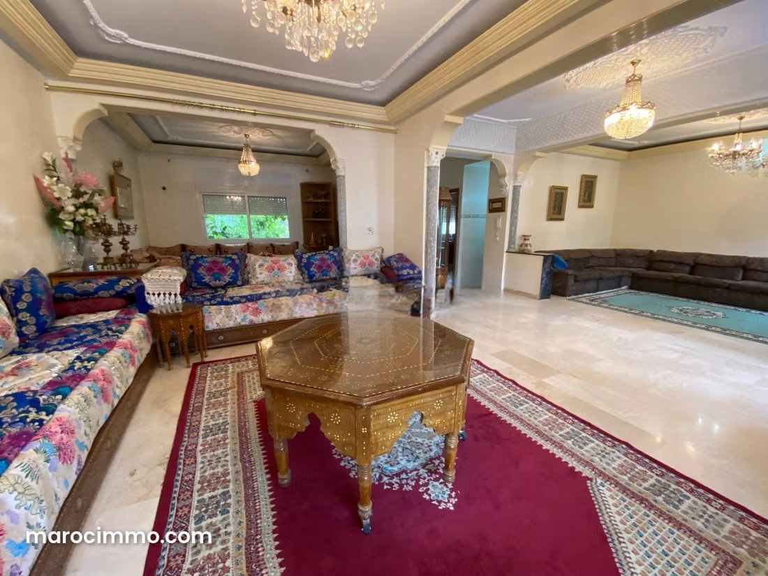 5-Bedroom Villa with Garden, Al Qods, Casablanca — Casablanca