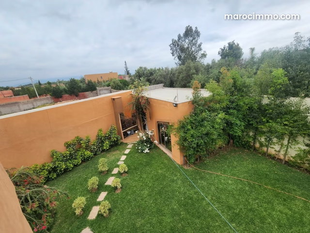 Villa Melkia avec piscine et vue Atlas à vendre — 5