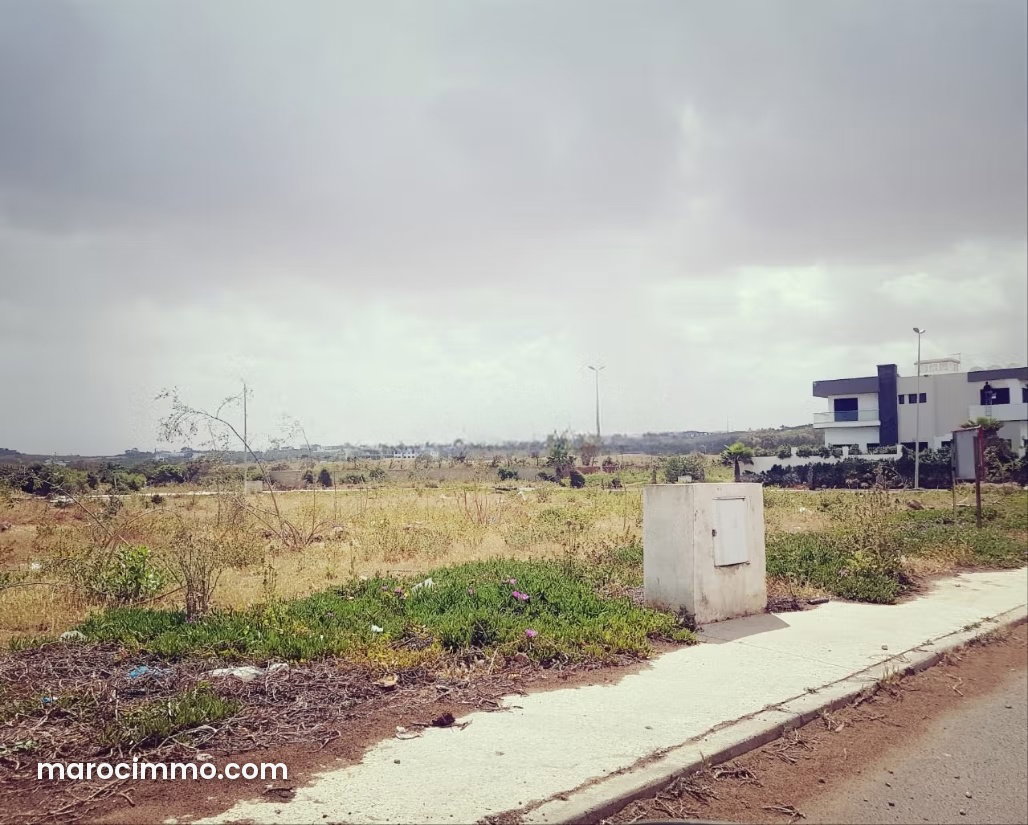 682 m² Commercial Land on Driss Slaoui Boulevard, Anfa, Casablanca — Casablanca