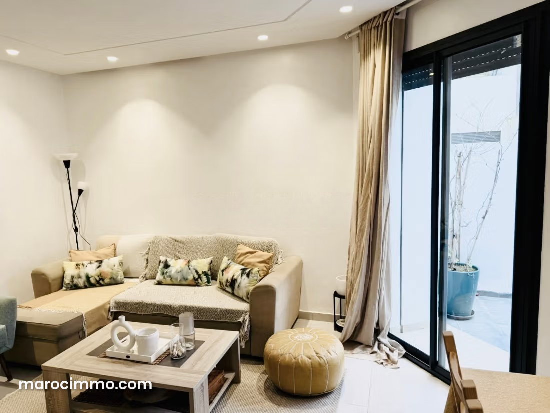 Furnished 1-Bedroom Apartment with Terrace, Oasis, Casablanca — Casablanca