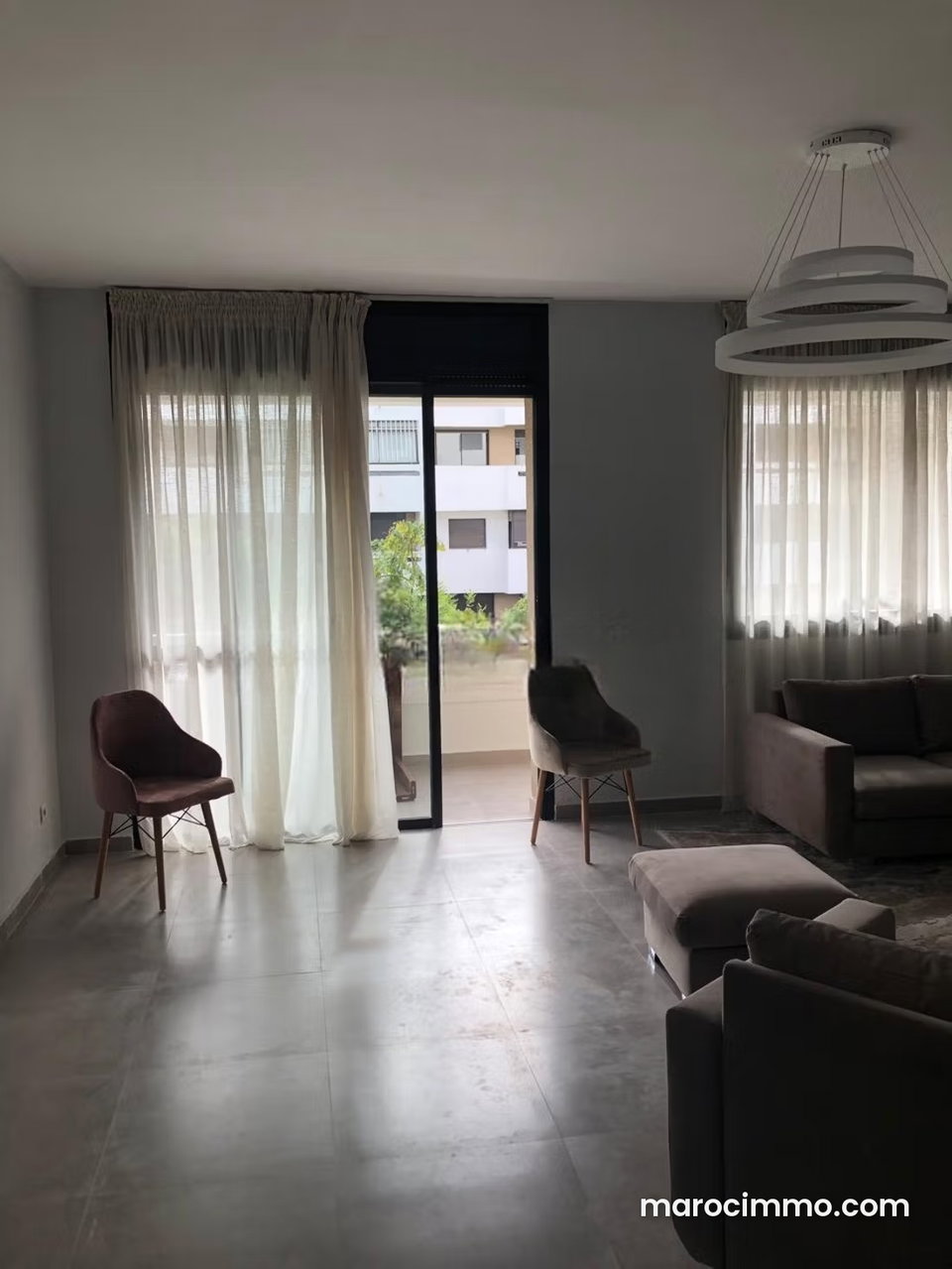 Bel appartement meublÃ situÃ Ã Mahaj Riad