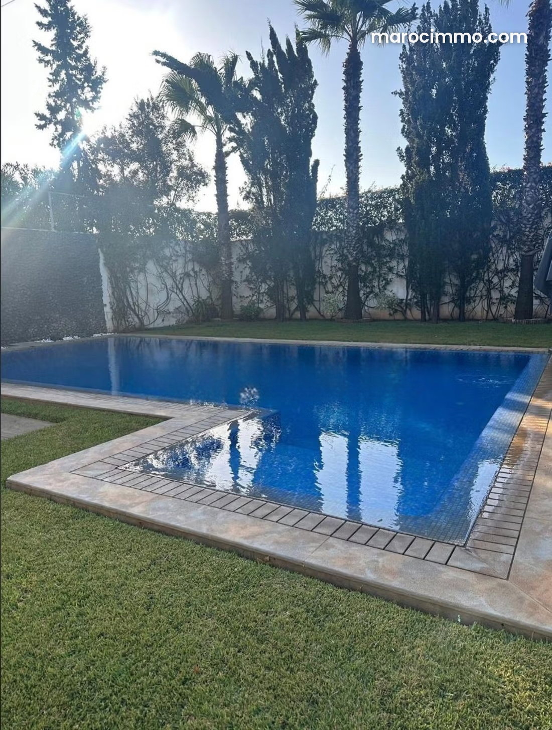 Villa 460 m² avec piscine et jardin arboré, Ville Verte Bouskoura — Bouskoura