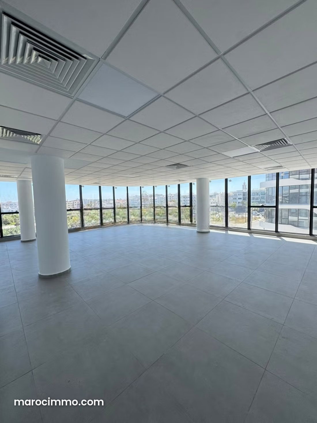 114 m² Office for Rent in Alia, Tangier — Tangier