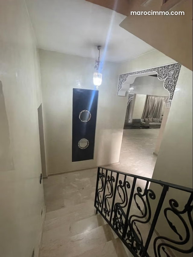 Villa de haut standing à vendre à Hay Targa. Surface de 436 m². Bien meublé — 4