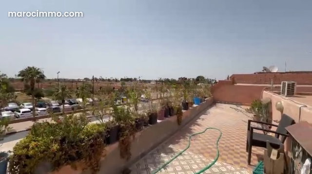Vente d'un superbe riad titrée Kasbah à Moulay Lyazid. 6 chambres agréables. Salon Marocain, sécurité — 4