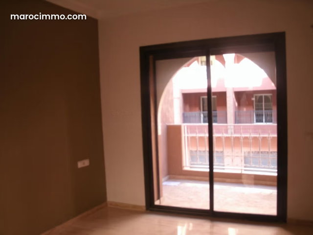 Appartement en location deux chambres salon vide — 2