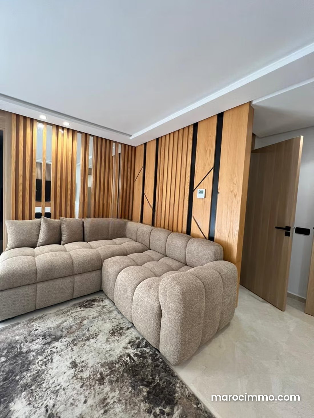 Appartement meublé avec terrasse à louer à Riyad Rabat — Rabat