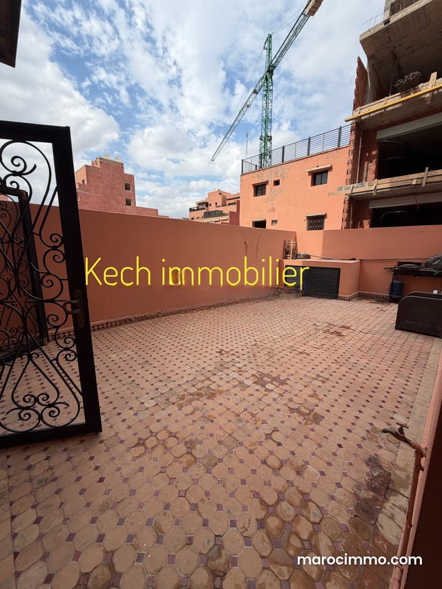Bel appartement à vendre à Guéliz. 2 belles chambres. Meublé — 3