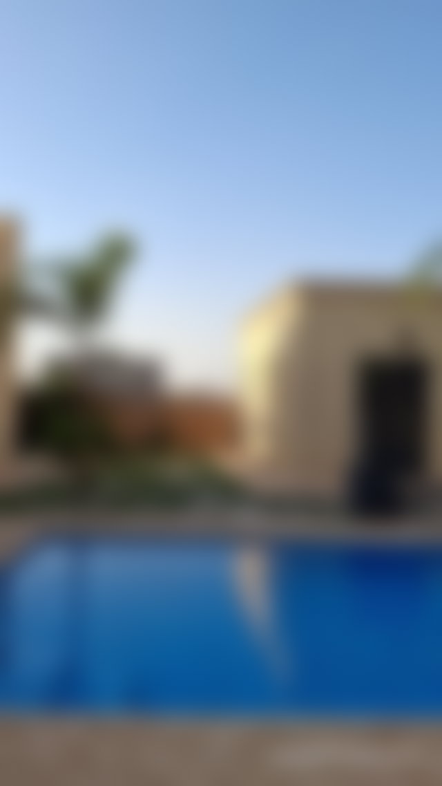فيلا واسعة مع مسبح وإطلالة على الأطلس بطريق ورزازات مراكش — 4