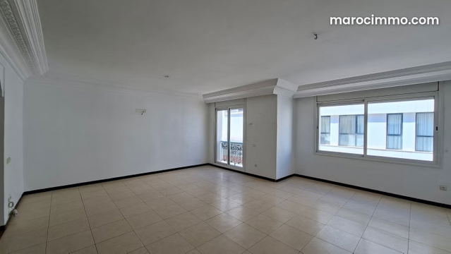 Apt 165 m² 3 chambres à rénover — Casablanca