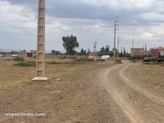 Vente de terrain à Ourika. Surface totale 10000 m² — 5