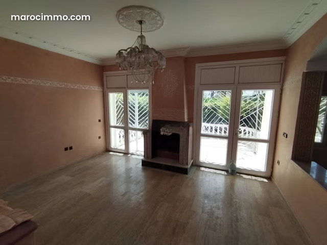 Superbe villa familiale 600 m² à Louer à Hay Riad — 3