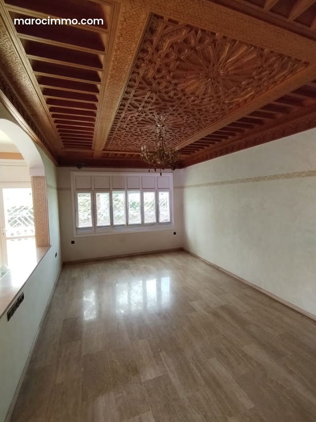 Superbe villa familiale 600 m² à Louer à Hay Riad — الرباط