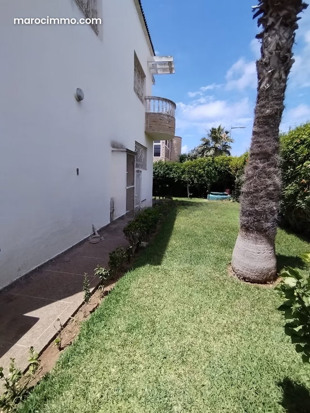 Superbe villa familiale 600 m² à Louer à Hay Riad — 4
