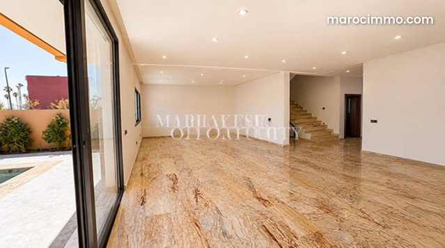 Villa Neuve avec piscine à vendre — 3