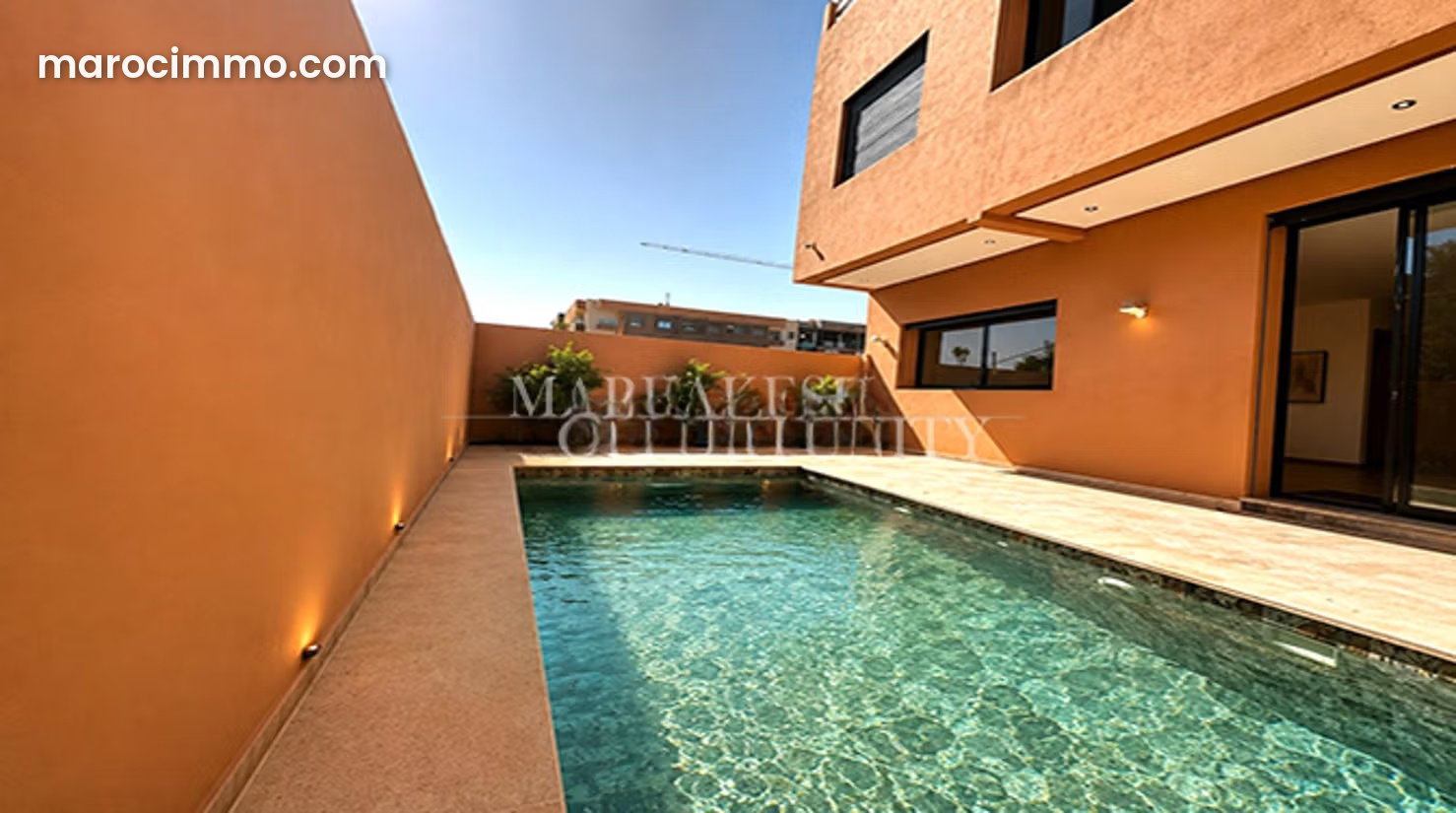 Villa récente avec piscine à Marrakech, route d'Agadir — Marrakech