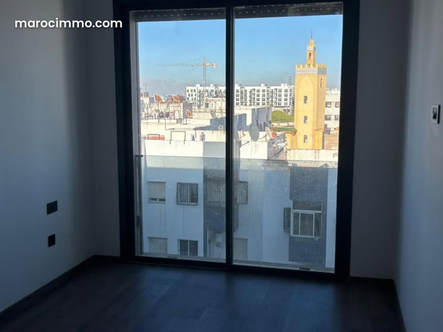 Louez cet appartement à Californie. Surface de 50 m². Jardin — 2