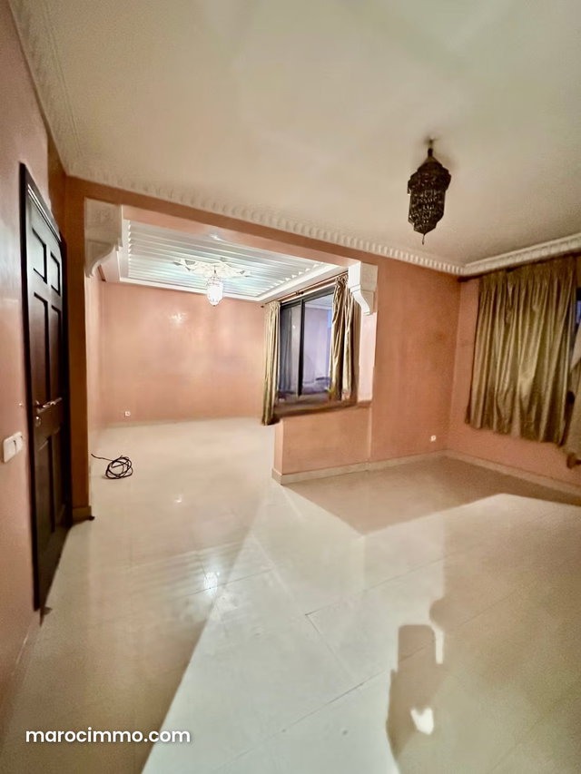 Jolie studio vide pour la vente à Guéliz. 63 mètre — 4