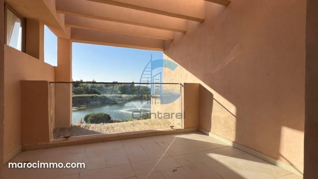 Villa rénovée 3 chambres meublée avec piscine et vue lac à louer prestigia marrakech — 2
