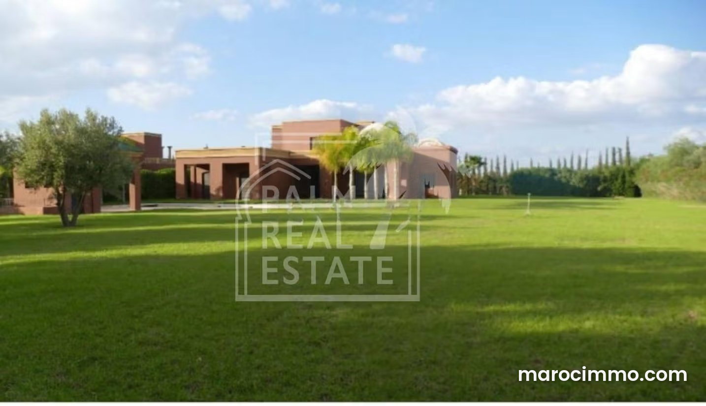 Villa neuve 700 m² sur 1 hectare, Route d'Amezmiz, Marrakech — Marrakech