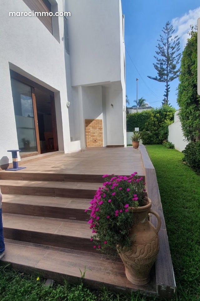 Villa avec piscine à louer à Cil — 3
