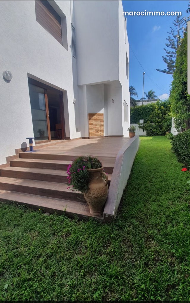 Villa avec piscine à louer à Cil — 5