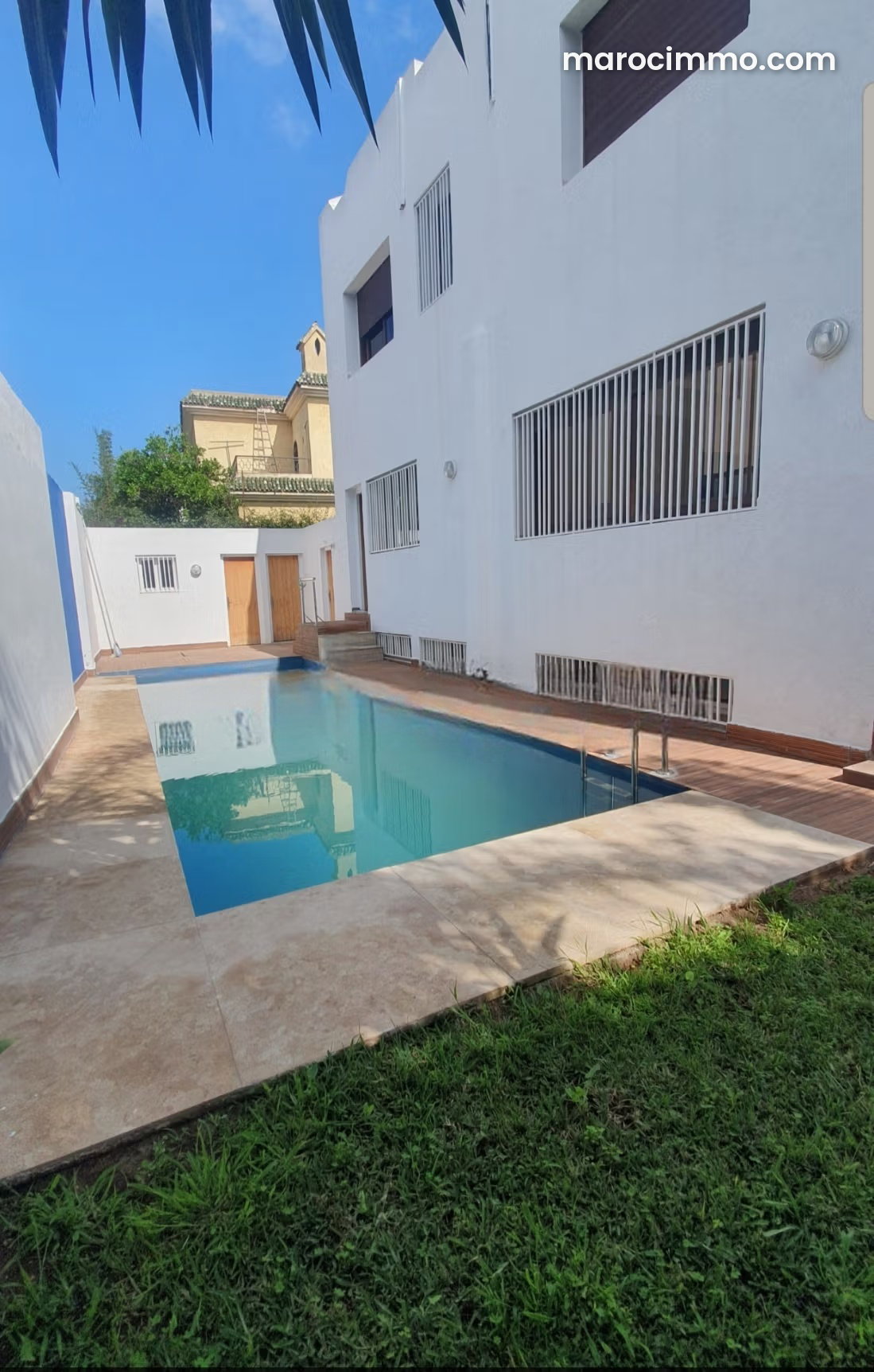 Villa 450 m² avec piscine à louer, C.I.L Casablanca — Casablanca