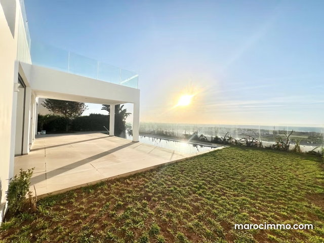 Exceptional Villa in Ain Diab Seafront — 2