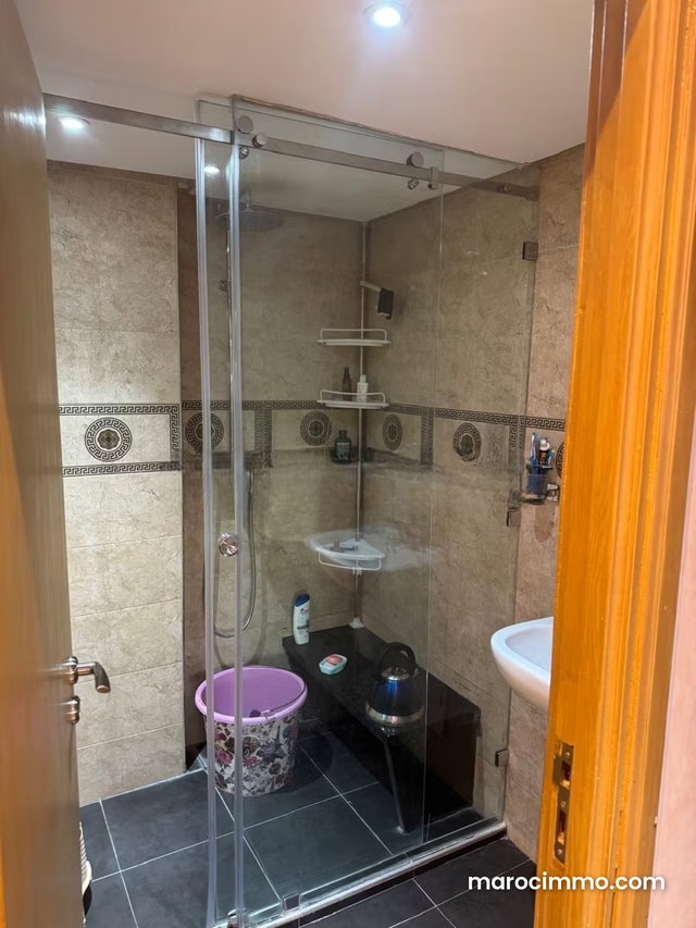 Apartment for Sale in Camp Al Ghoul. 68 m². Terrace and Elevator — 5