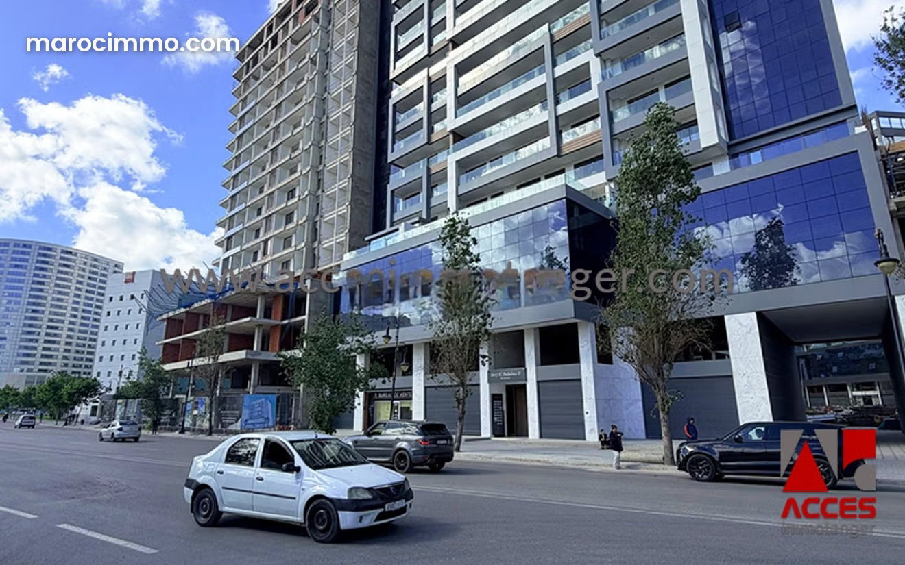 75 m² Office for Rent, Tangier City Center, Elegant and Bright — Tangier