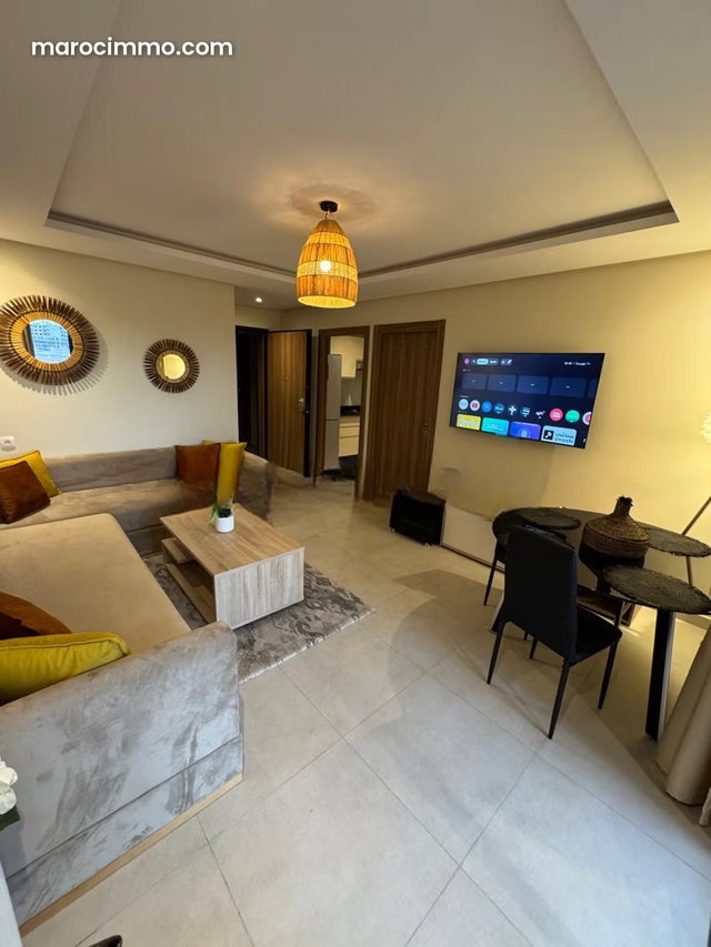 Nice Apartment for Rent in Guéliz. 80 m² Surface. Elevator and Balcony — 2