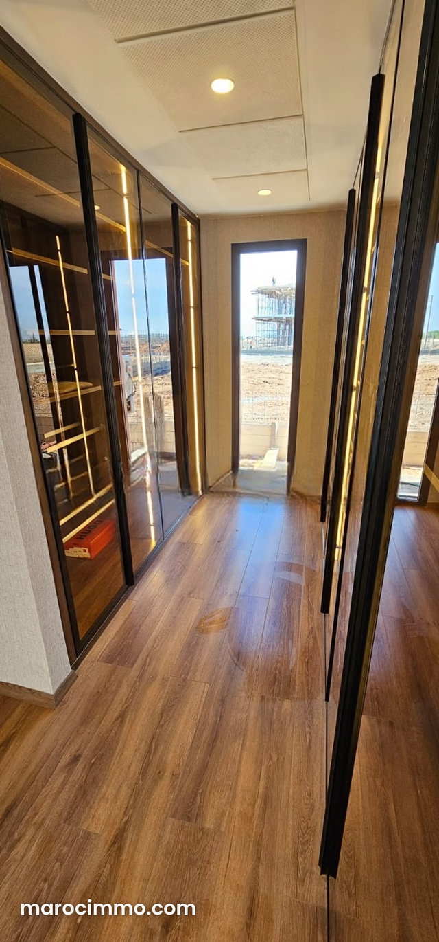 Prestigieuse villas moderne mis en vente — 3