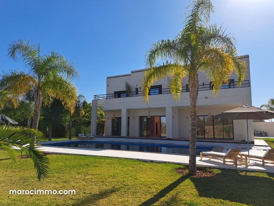 580 m² Villa with Atlas Mountain Views, Ouarzazate Road, Marrakech — Marrakesh