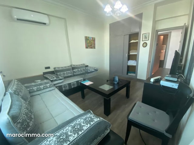 Appartement en location en Centre. 3 chambres. Bien meublé — 5